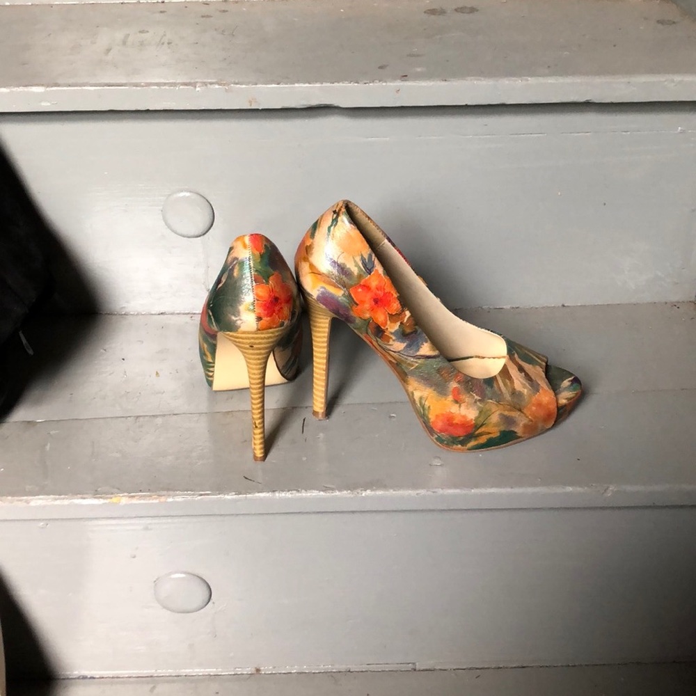 Multicolor heels - Picture 3 of 4